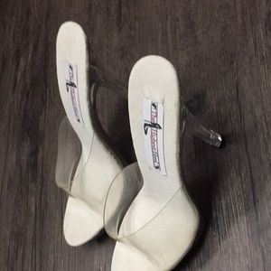 Clear 4” heels size 5 womens